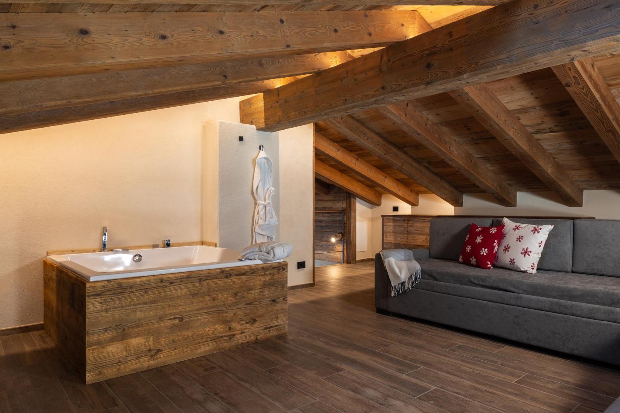 Les Reves Des Montagnards, Appartements De Charme Torgnon Exteriér fotografie