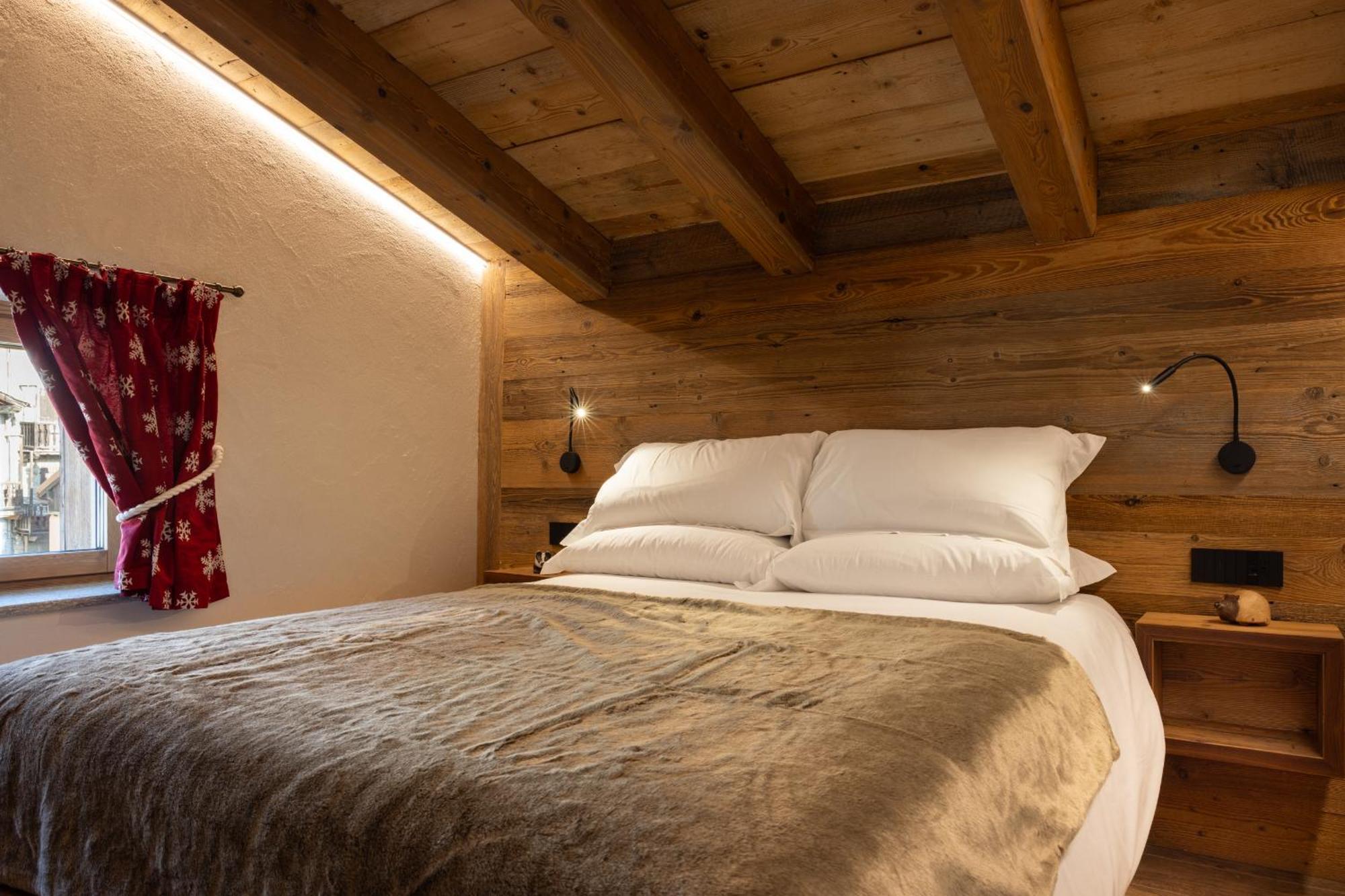 Les Reves Des Montagnards, Appartements De Charme Torgnon Exteriér fotografie